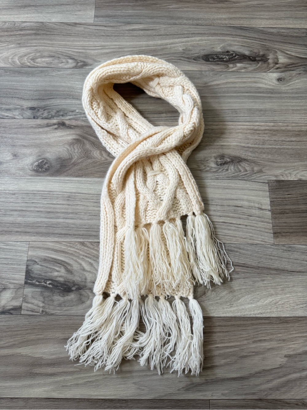 Banana Republic 100% Cashmere Cream Cable Knit Tassel Fringe Scarf
